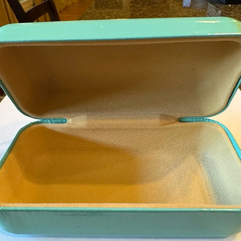 Tiffany & Co. Signature Blue Sunglasses case - Picture 6 of 6